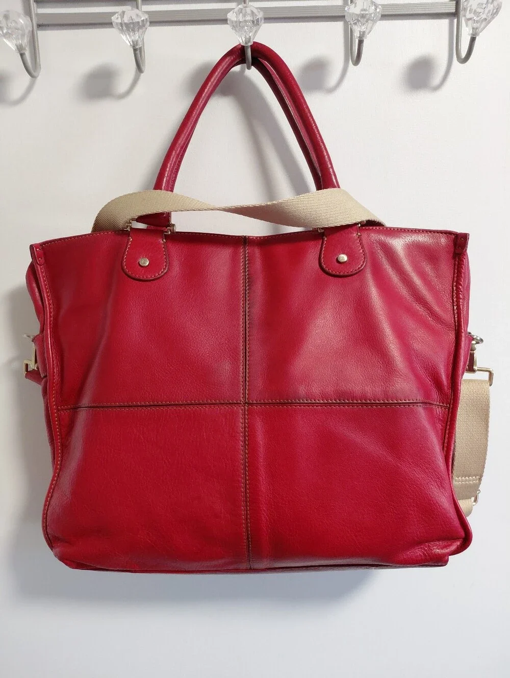 Liz Claiborne Red Leather Work Computer Tote Bag With Gold Hardware